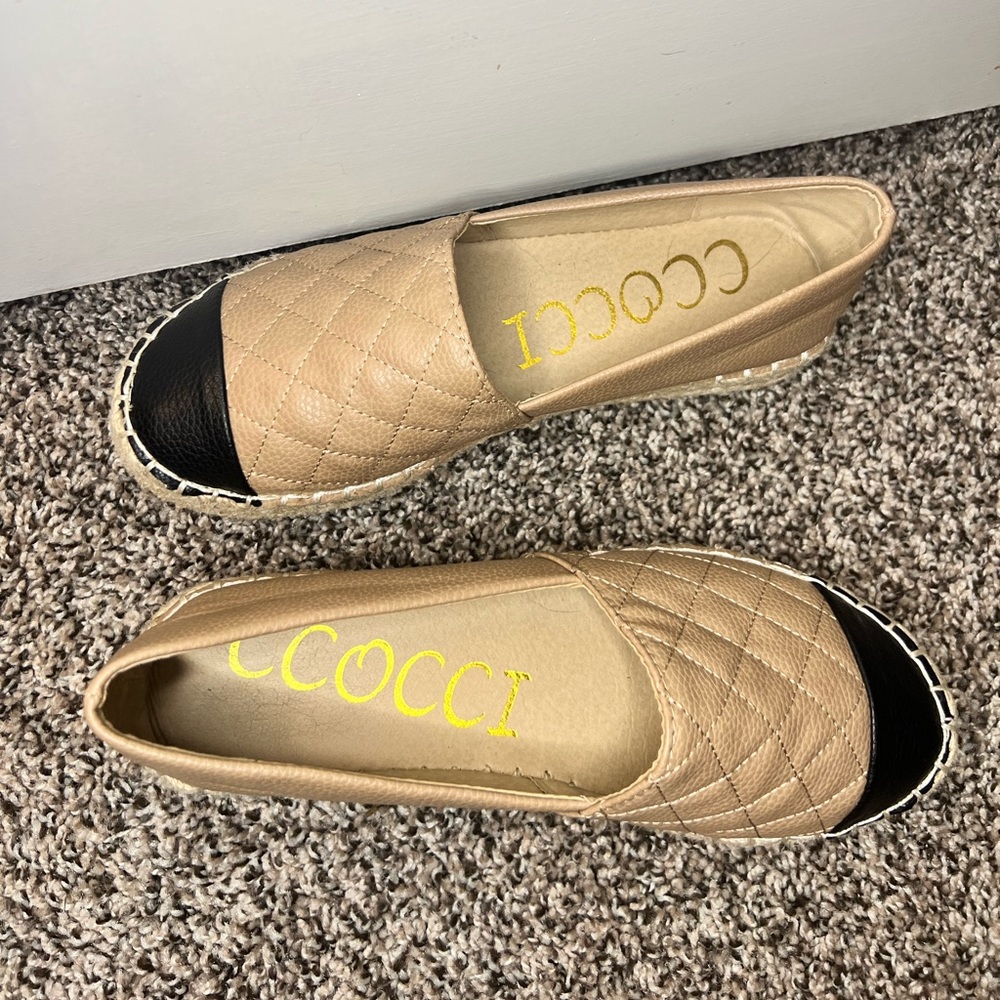 CCOCCI  Women’s Size 9 Tan/ Black Slip on Quilted Shoes Loafers Platform